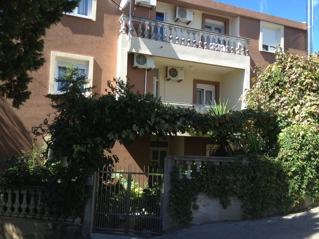 Apartments Knezevic Ulcinj Luaran gambar